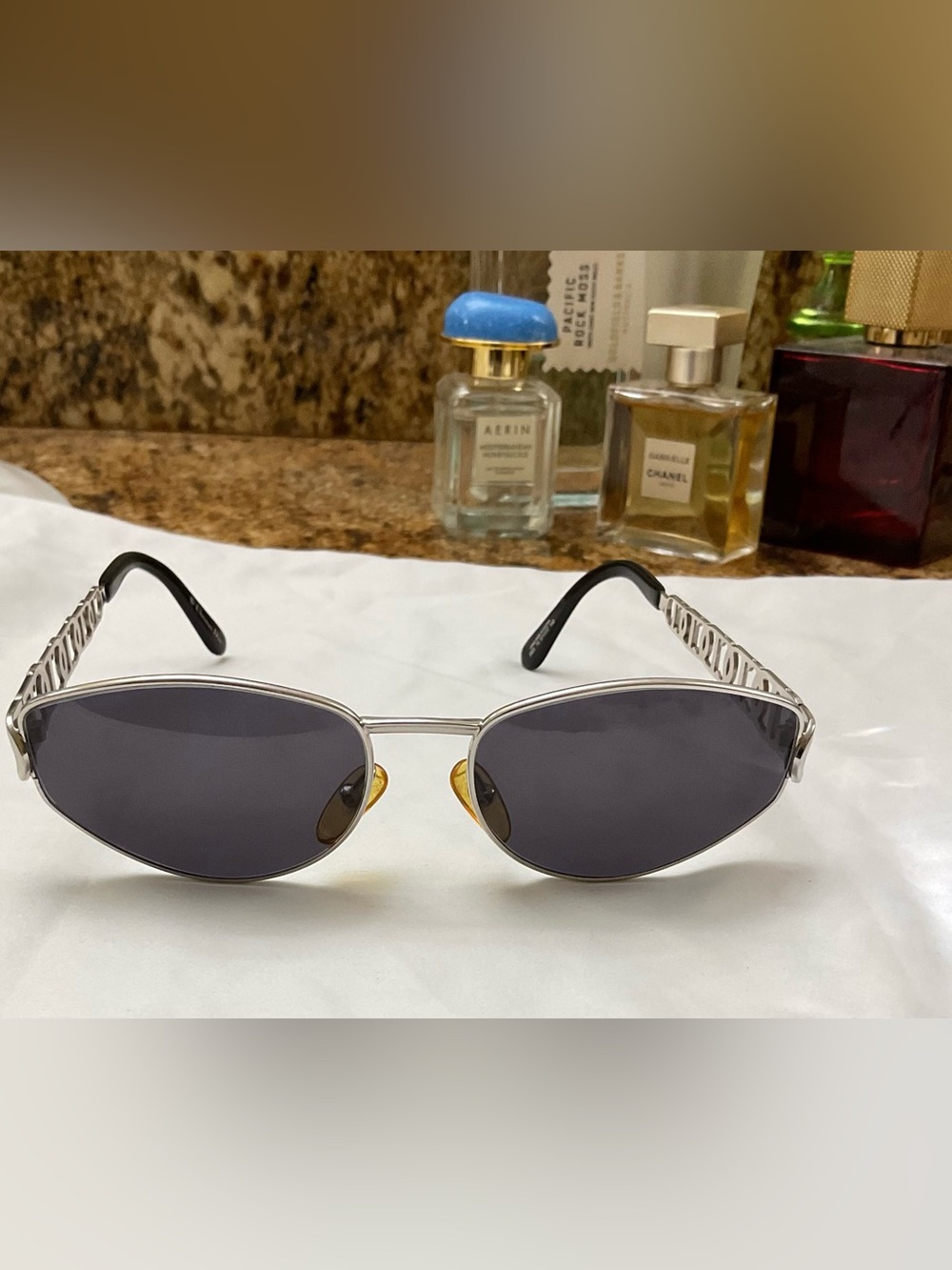 VINTAGE DIOR 90’s Sunglasses - Picture 3 of 7